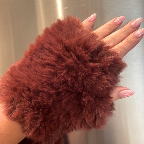 Steve Madden Fingerless Gloves NWT - Picture 3 of 4